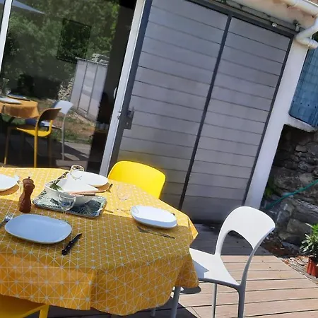 Prázdninový dům Avec Piscine Et Jacuzzi Partages En Cevennes