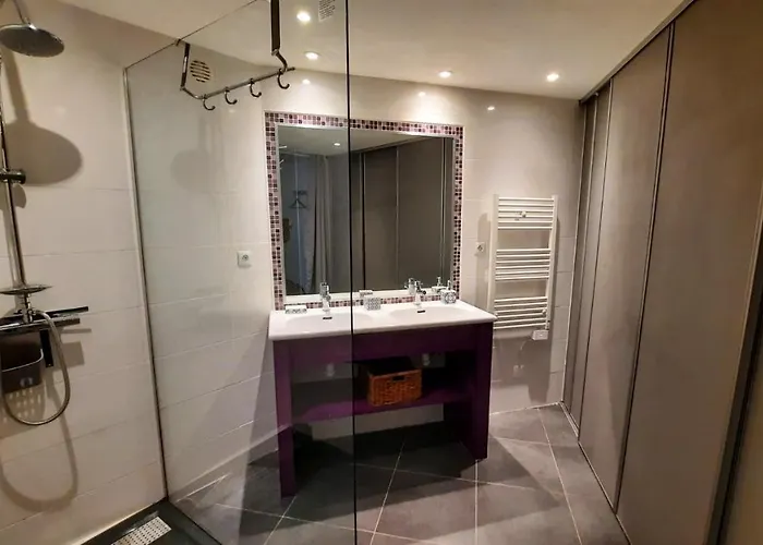 Avec Piscine Et Jacuzzi Partages En Cevennes